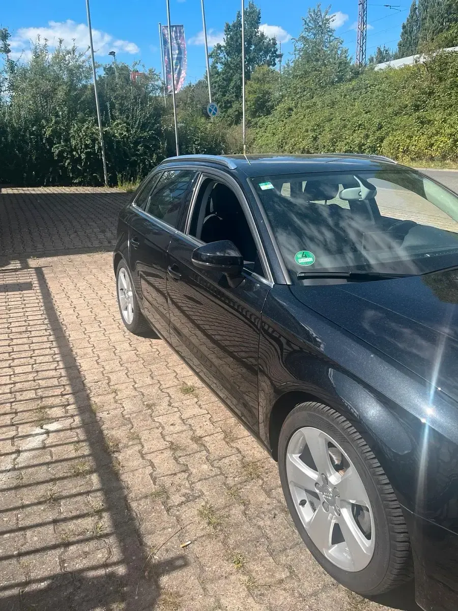 Gebraucht Audi A3 140 PS (102 kW) 2013 Schwarz Limousine
