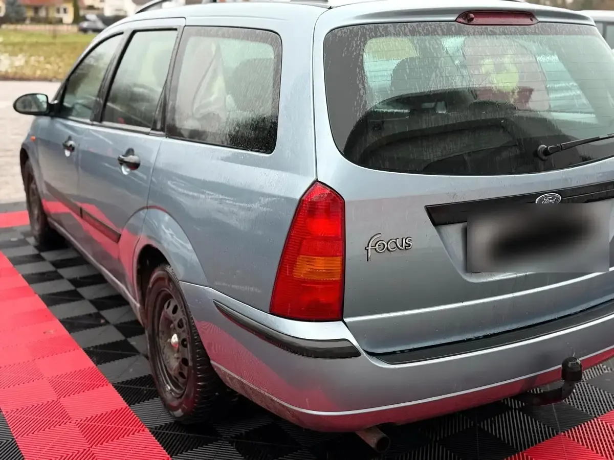 Gebraucht Ford Focus 101 PS (74 kW) 2004 Blau Kombi