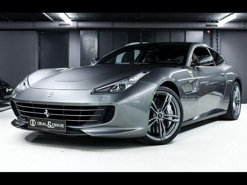 Gebraucht Ferrari GTC4Lusso 689 PS (506 kW) 2018 Grau Kombi