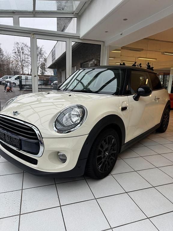 Gebraucht Mini Cooper 136 PS (100 kW) 2016 Weiß Kleinwagen