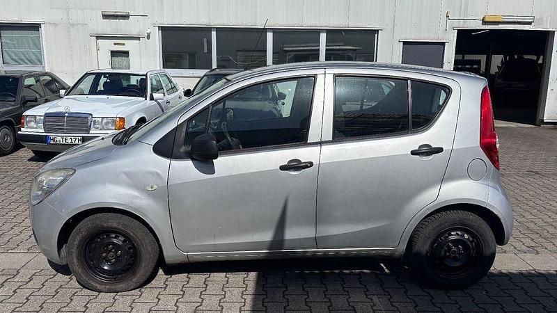 Gebraucht Opel Agila Edition 68 PS (50 kW) 2009 Grau Kleinwagen