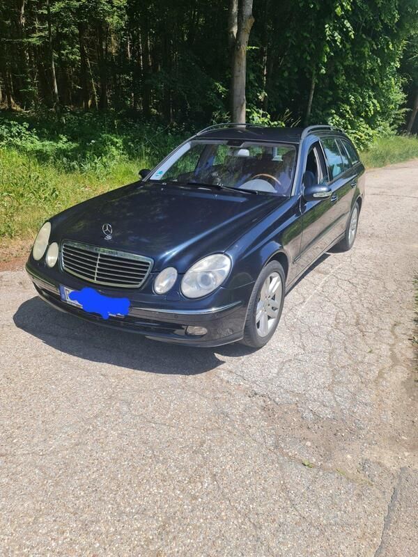 Schwarz Gebraucht 2004 Mercedes E320 Avantgarde Kombi | 1.299 € (Superpreis) - Bild 1/4