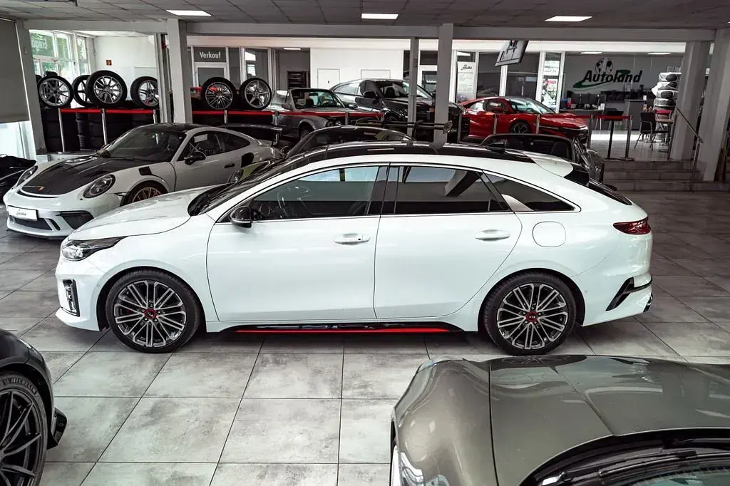 Gebraucht Kia ProCeed GT GT 204 PS (150 kW) 2019 Weiß Kleinwagen