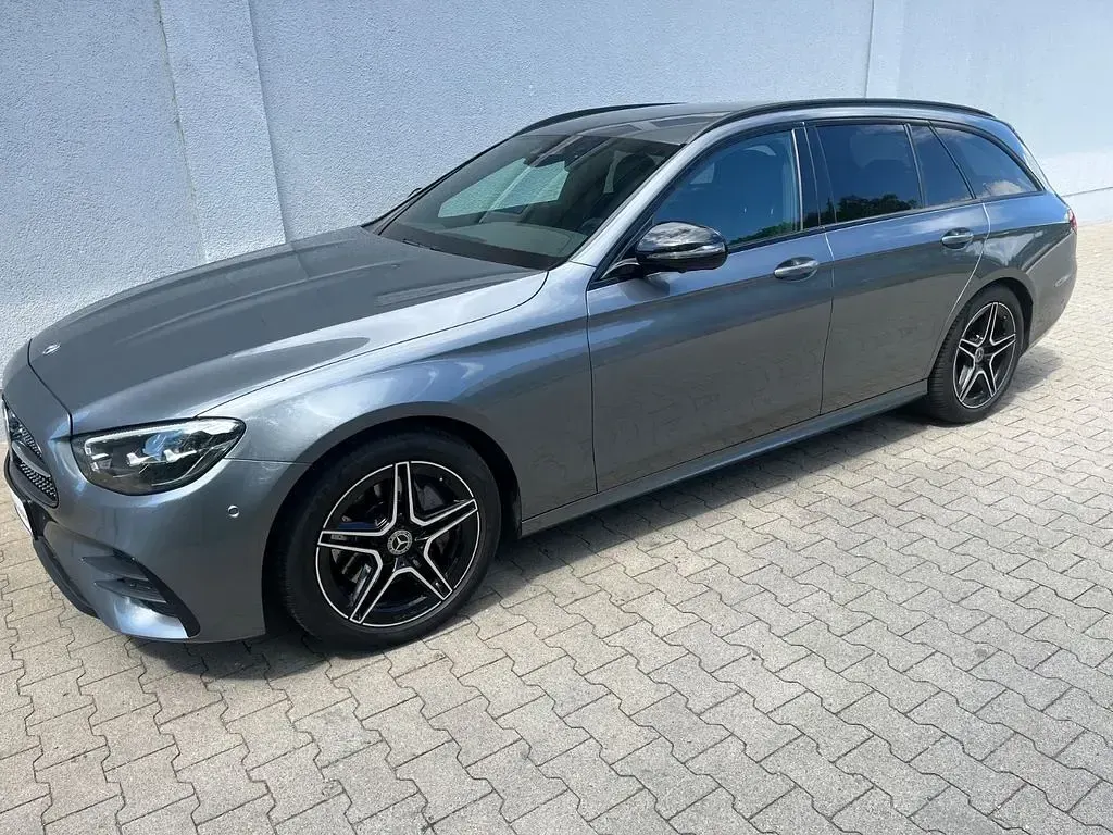 Gebraucht Mercedes E220 AMG line 200 PS (147 kW) 2022 Selenitgrau Kombi