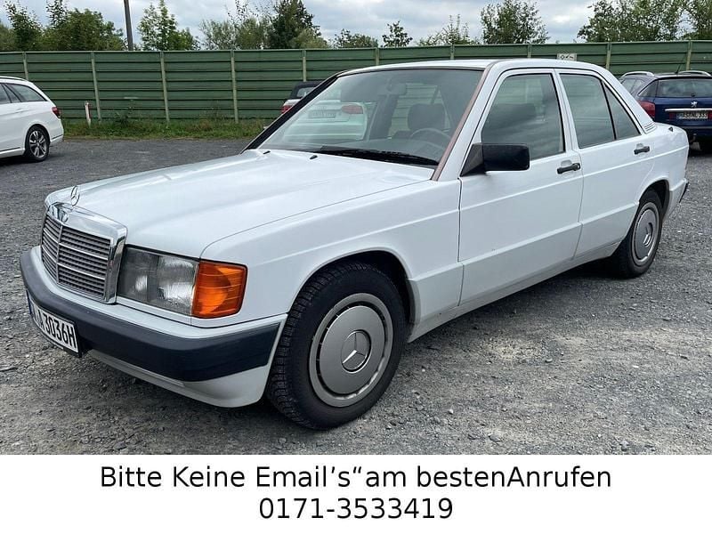 Weiß Gebraucht 1992 Mercedes 190 Limousine | 8.680 € - Bild 1/4