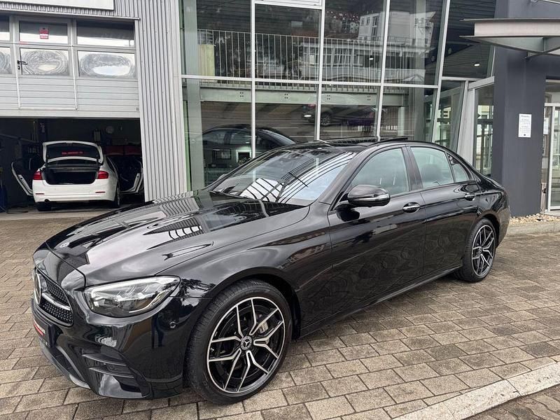 Gebraucht Mercedes E400 AMG 330 PS (242 kW) 2021 Schwarz Limousine