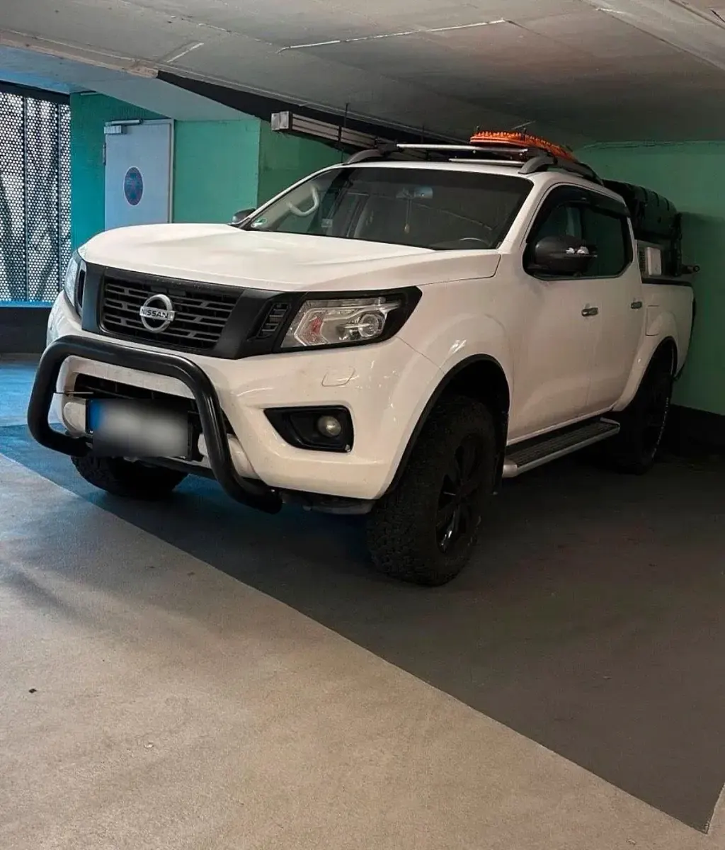 Gebraucht Nissan Navara N-Guard 190 PS (139 kW) 2017 Weiß Pickup