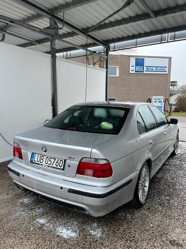 Gebraucht BMW 530 193 PS (141 kW) 2001 Grau Limousine