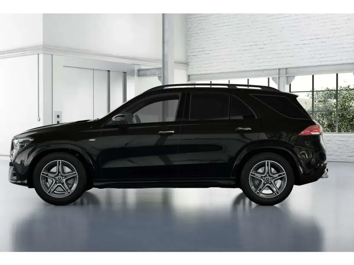 Gebraucht Mercedes GLE400 AMG 252 PS (185 kW) 2025 Schwarz SUV
