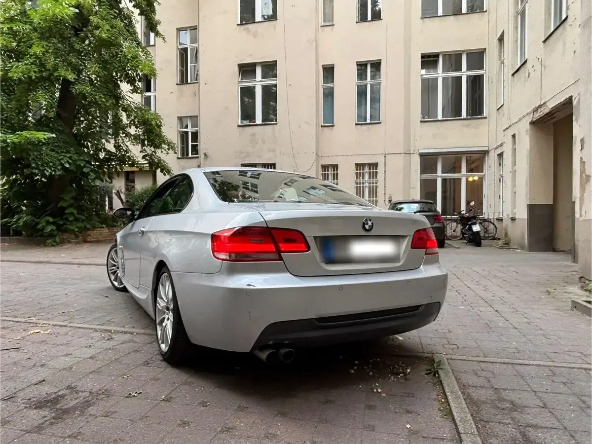 Gebraucht BMW 325 M Sport 218 PS (160 kW) 2007 Silber Coupé