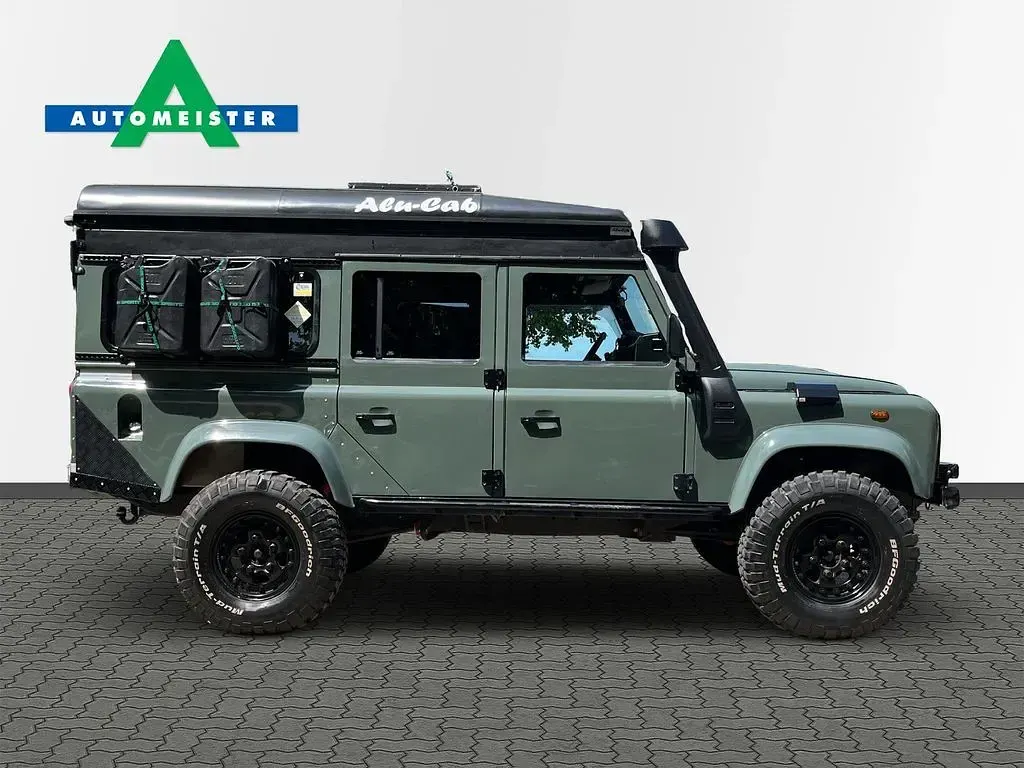 Gebraucht Land Rover Defender S 122 PS (89 kW) 2010 Grün Kombi