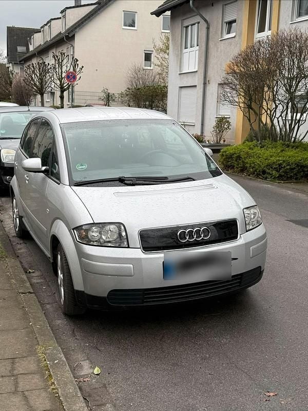 Second-hand Audi A2 75 CP (55 kW) 2003 Argintiu Hatchback