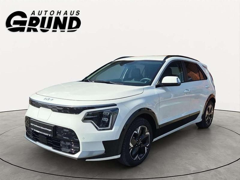 Verschiedene farben verfügbar Gebraucht 2023 Kia e-Niro Inspiration SUV | 26.490 € (Fairer Preis) - Bild 1/4