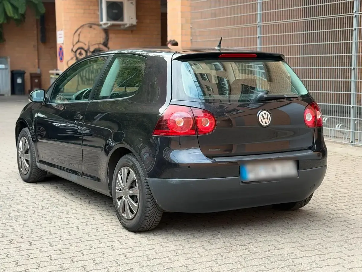 Gebraucht VW Golf IV 75 PS (55 kW) 2005 Schwarz Coupé