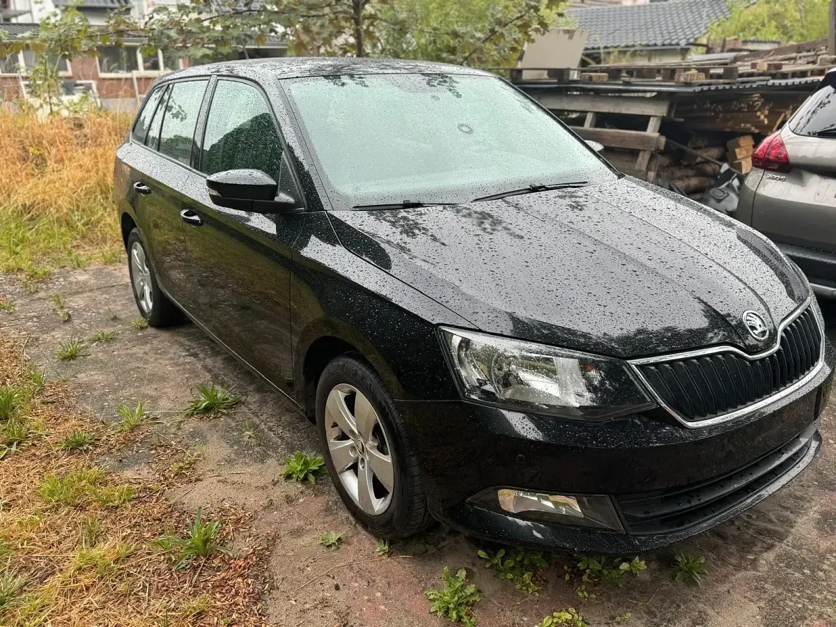 Gebraucht Skoda Fabia 95 PS (69 kW) 2018 Schwarz Kombi