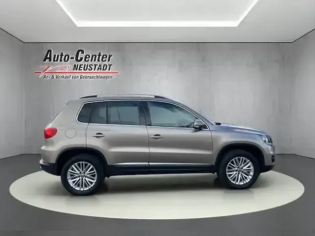 Gebraucht VW Tiguan Sportline 140 PS (102 kW) 2014 Beige SUV