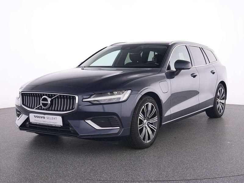 Gebraucht Volvo V60 Core 349 PS (256 kW) 2022 Blau denim blue / metallic Kombi