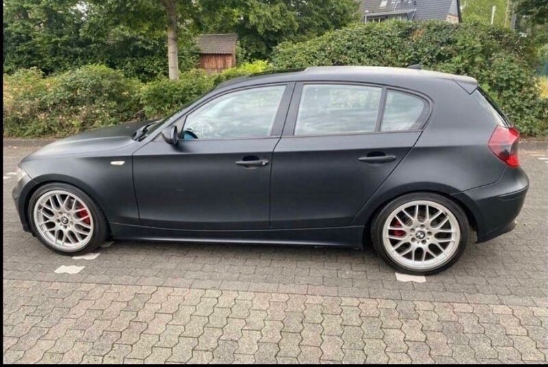 Schwarz Gebraucht 2006 BMW 118 Performance Kleinwagen | 1.499 € (Superpreis) - Bild 1/3
