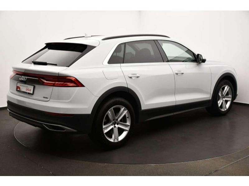 Gebraucht Audi Q8 340 PS (250 kW) 2023 Gletscherweiß metallic (metallic) SUV