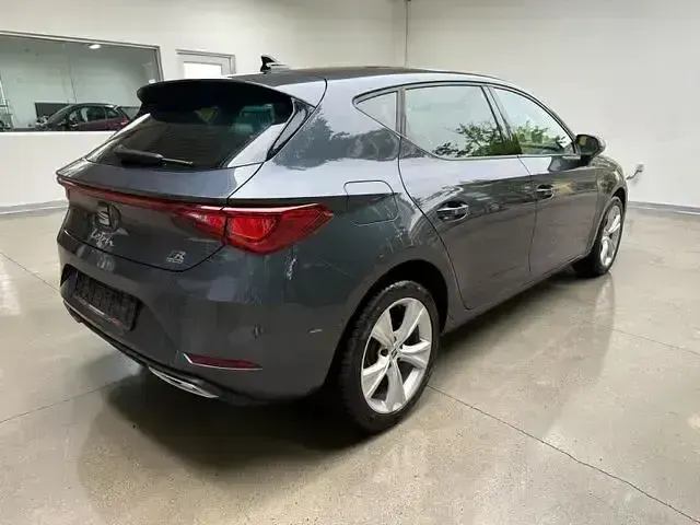 Gebraucht Seat Leon CONNECT 204 PS (150 kW) 2022 Magnetic tech grey Limousine