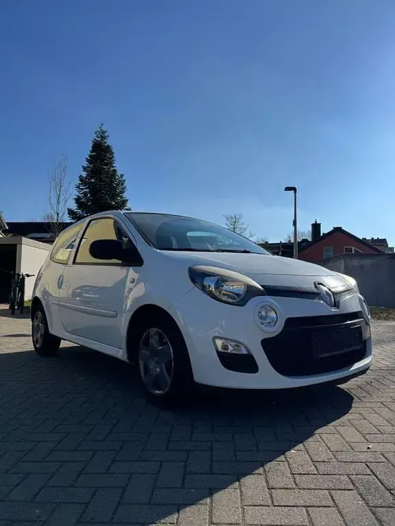 Używany Renault Twingo 75 KM (55 kW) 2013 Biały Hatchback