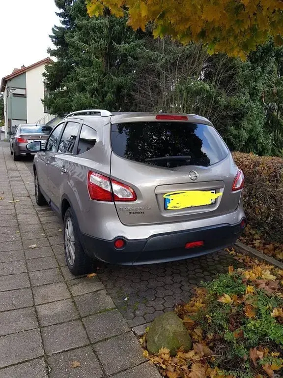 Gebraucht Nissan Qashqai +2 I-Way 141 PS (103 kW) 2011 Braun SUV