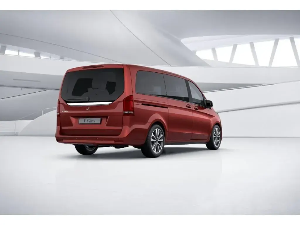 Gebraucht Mercedes V300 Avantgarde 237 PS (174 kW) 2021 Hyazinthrot Van / Kleinbus