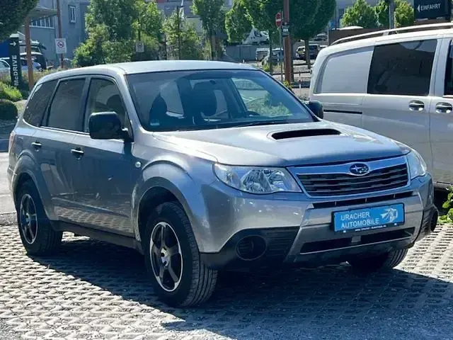 Occasion Subaru Forester Trend 147 ch (108 kW) 2011 Argent SUV