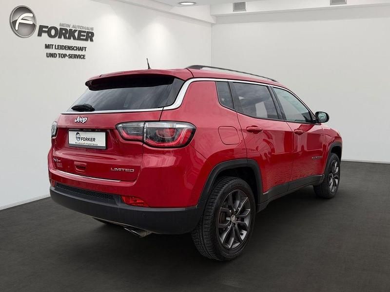 Gebraucht Jeep Compass Limited 140 PS (102 kW) 2018 Rot SUV