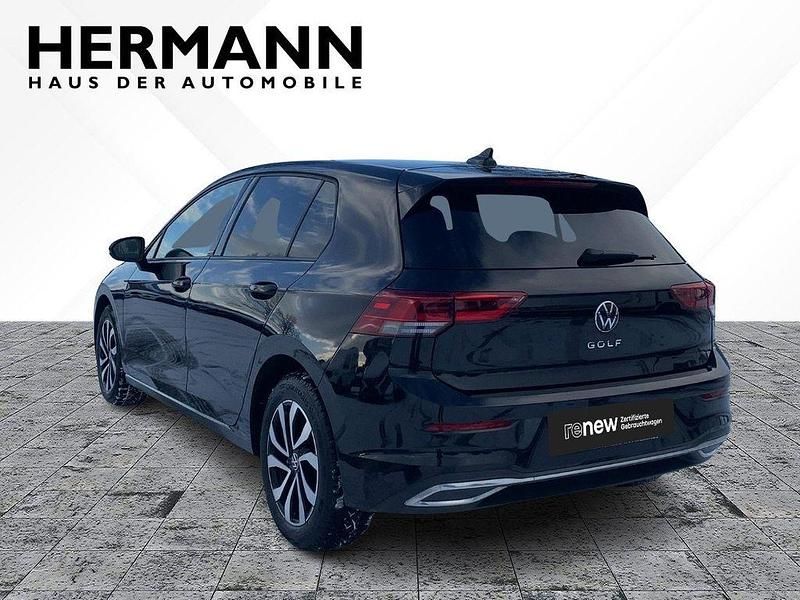 Gebraucht VW Golf VIII Active 116 PS (85 kW) 2021 Schwarz Limousine
