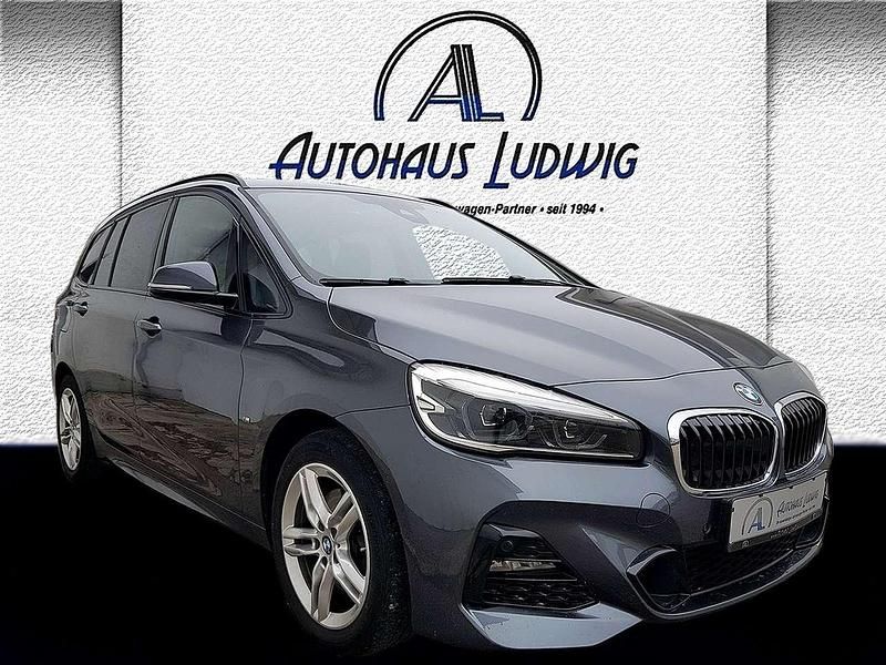 Gebraucht BMW 218 M Sport 136 PS (100 kW) 2023 Mineralgraumetallic Kombi