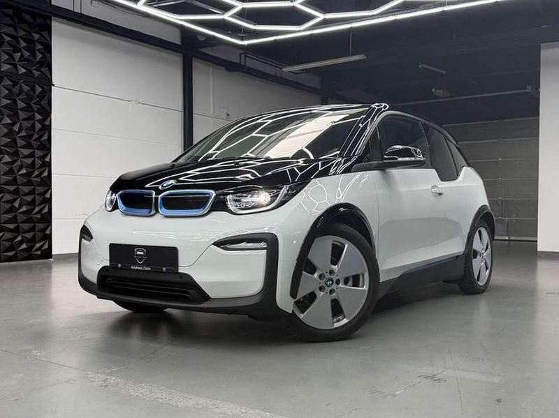 Weiß Gebraucht 2022 BMW i3 Basis Kleinwagen | 22.590 € (Fairer Preis) - Bild 1/3