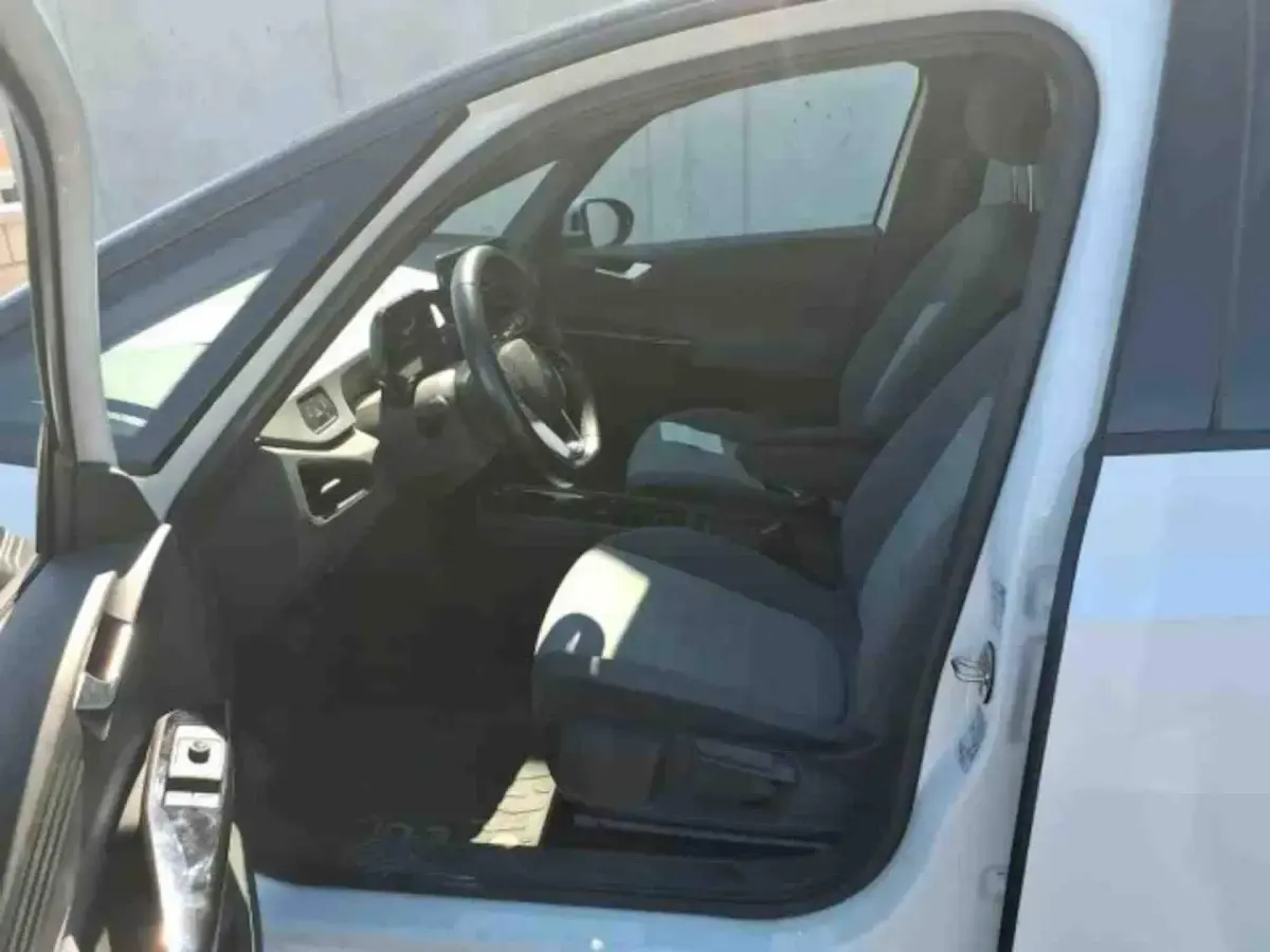 Gebraucht VW ID.3 Pro Performance 150 kW (204 PS) 2022 Gletscherweiß metallic schwarz Kleinwagen
