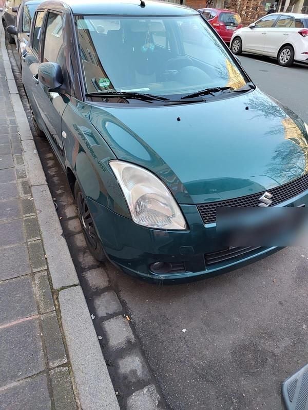 Gebraucht Suzuki Swift Club 92 PS (67 kW) 2005 Grün Kleinwagen