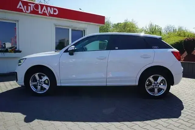 Gebraucht Audi Q2 Sport 116 PS (85 kW) 2018 Weiß SUV