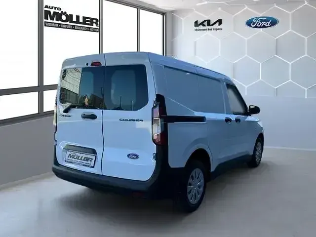 Neu Ford Transit Courier Trend 101 PS (74 kW) 2025 Weiß Van