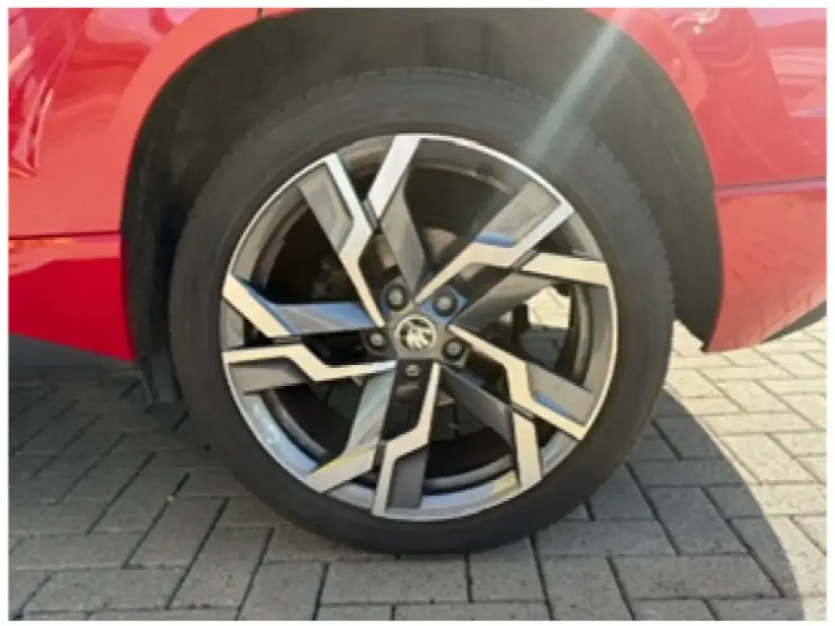 Gebraucht Skoda Karoq SportLine 190 PS (139 kW) 2023 SUV