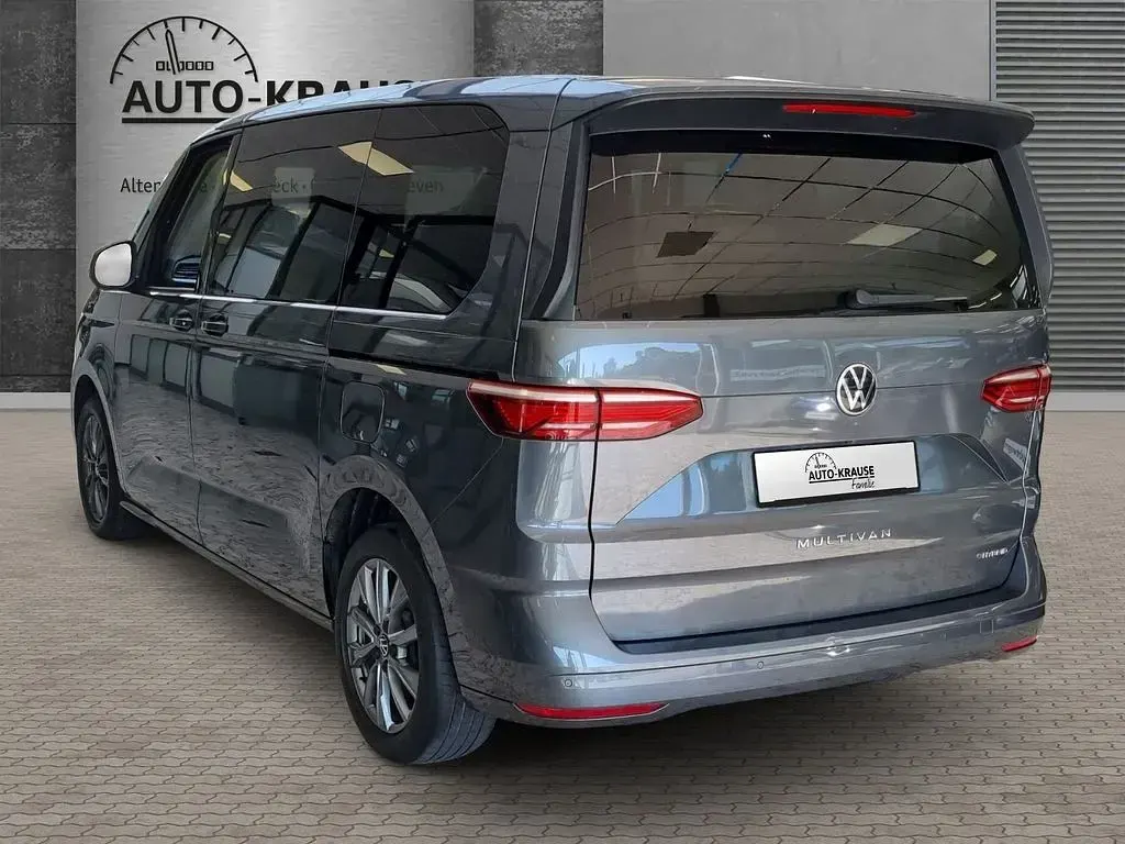 Gebraucht VW Multivan Energetic 150 PS (110 kW) 2022 Grau Van / Kleinbus