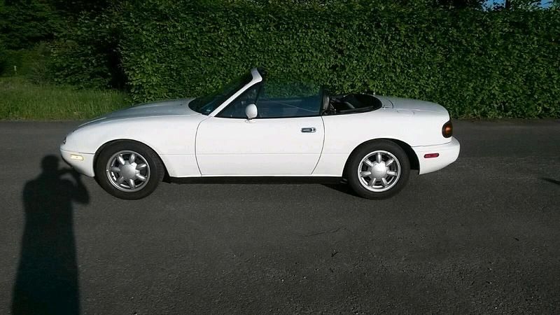 Gebraucht Mazda MX5 116 PS (85 kW) 1992 Weiß Cabrio