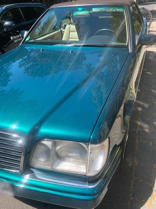 Gebraucht Mercedes E200 136 PS (100 kW) 1995 Grün Cabrio