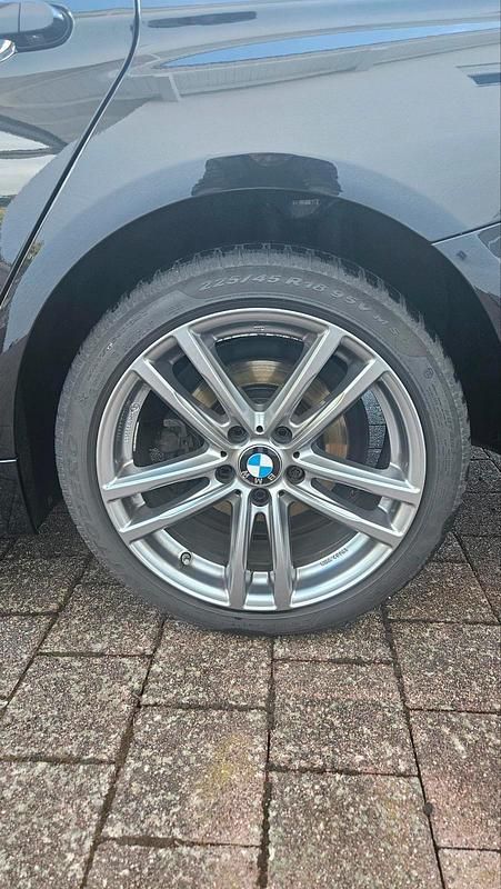 Schwarz Gebraucht 2017 BMW 420 Gran Coupé Luxury Line Coupé | 23.150 € - Bild 1/4