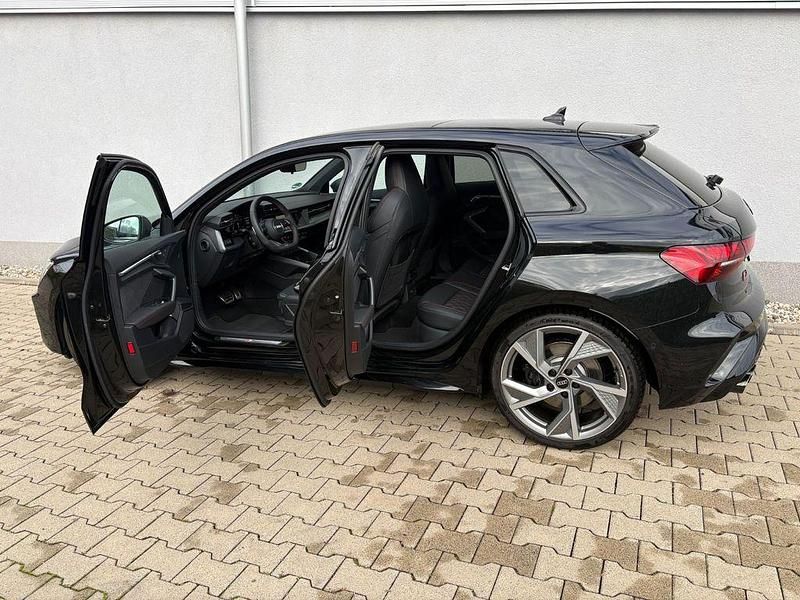Gebraucht Audi S3 Sport 333 PS (244 kW) 2025 Schwarz Limousine