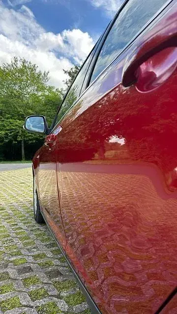 Gebraucht Ford Focus 116 PS (85 kW) 2011 Rot Limousine