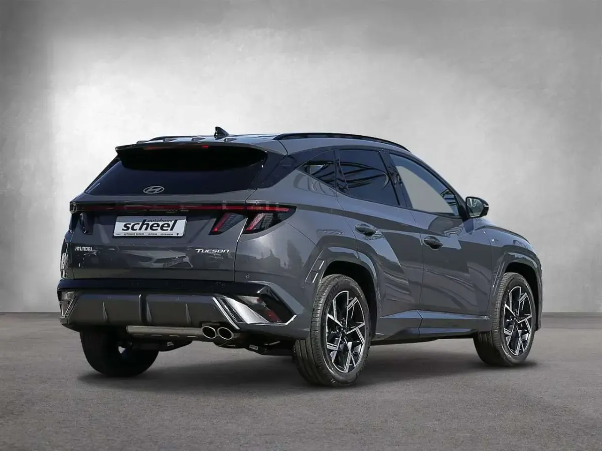 Neu Hyundai Tucson N Line 150 PS (110 kW) 2025 Ecotronic gray SUV