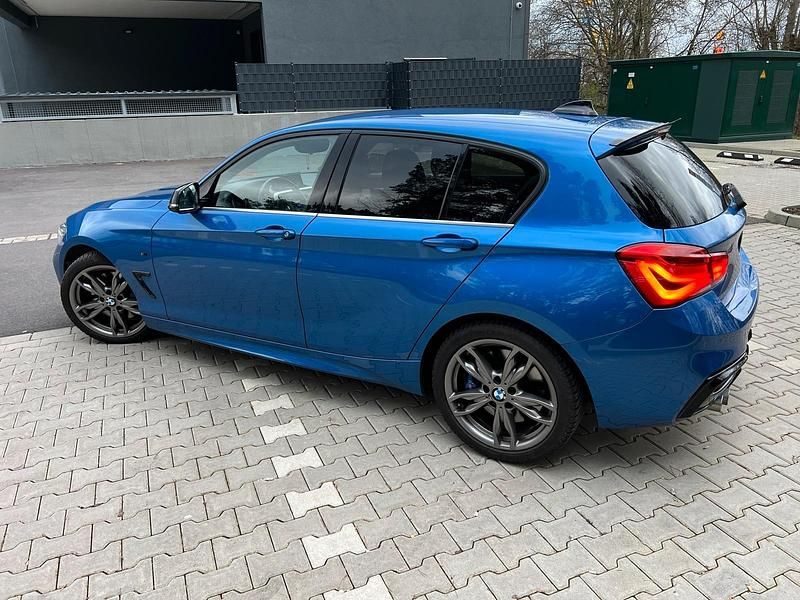 Gebraucht BMW 120 M Sport 190 PS (139 kW) 2018 Blau Kleinwagen