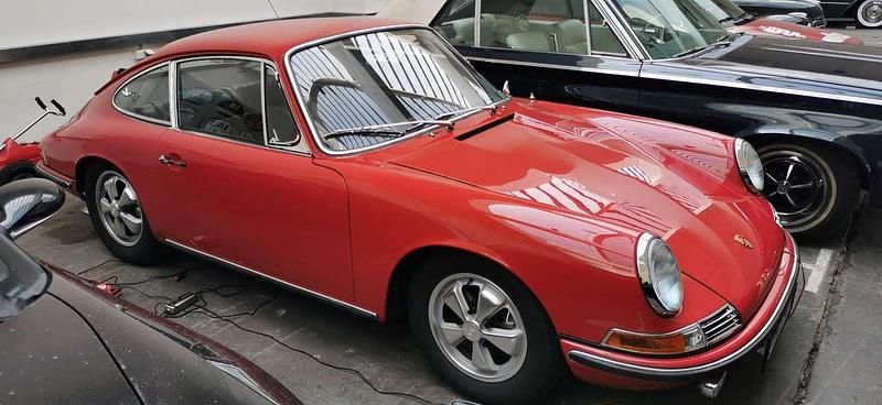 Rot Gebraucht 1967 Porsche 911 Coupé | 178.000 € - Bild 1/1