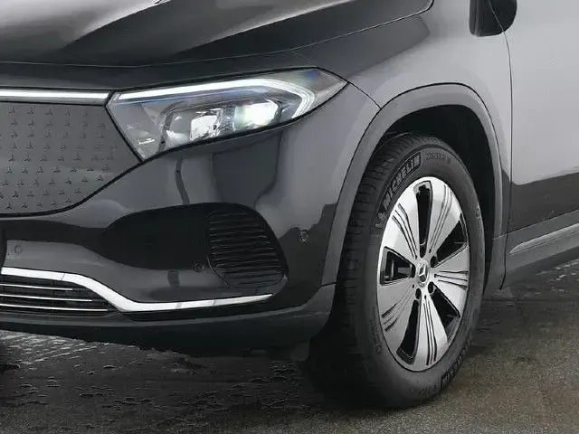 Gebraucht Mercedes EQA250 139 kW (190 PS) 2025 SUV
