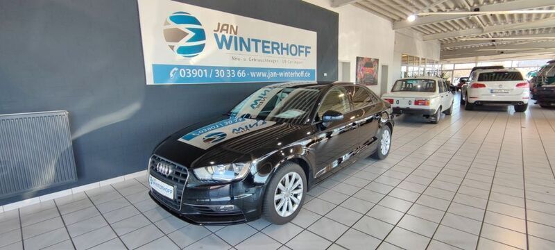 Schwarz Gebraucht 2015 Audi A3 Ambition Limousine | 13.999 € (Guter Preis) - Bild 1/4