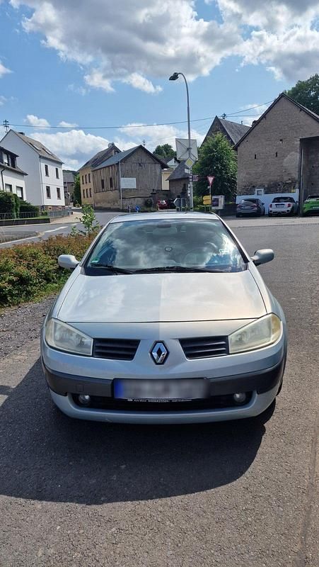 Grau Gebraucht 2006 Renault Mégane Cabriolet Cabrio | 1.000 € (Superpreis) - Bild 1/4