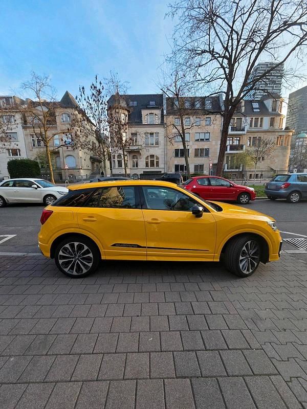 Gebraucht Audi SQ2 300 PS (220 kW) 2019 Gelb SUV